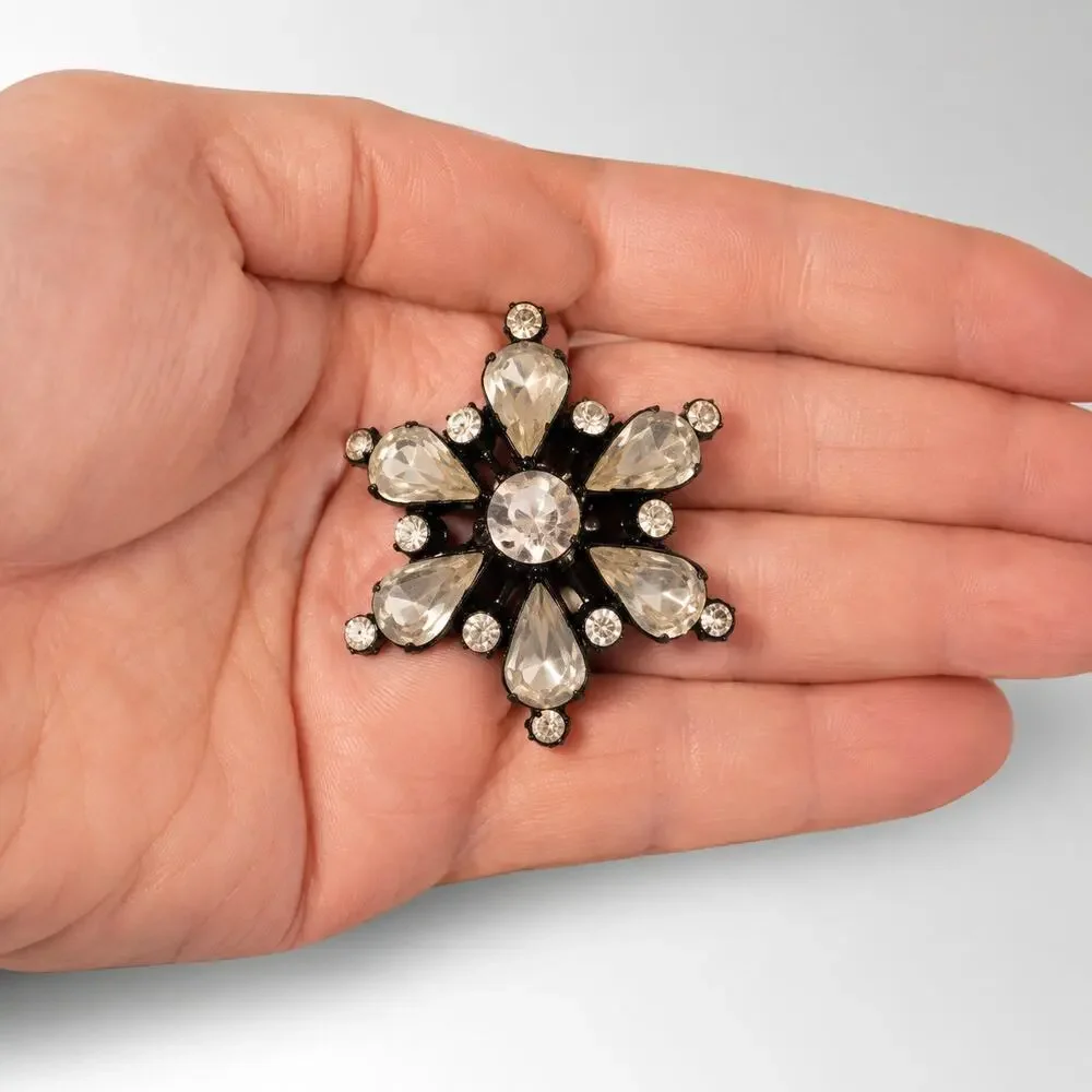 Vintage Rhinestone Flower Brooch Pin Japanned Mid Century Glass Sparkly 2